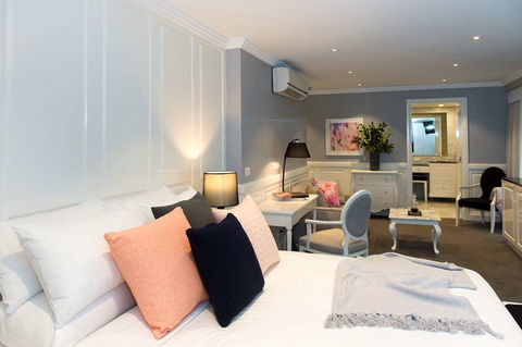 Canberra Rex Hotel - E Caravan Parks 14