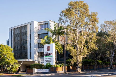 Hotel Urban St Leonards - E Caravan Parks 1