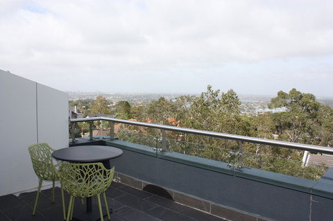 Hotel Urban St Leonards - E Caravan Parks 2
