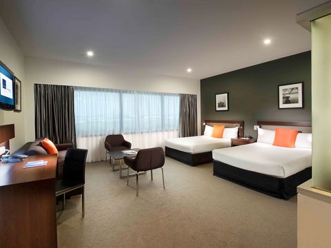Novotel Brisbane Airport - E Caravan Parks 5