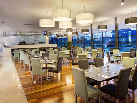 Novotel Brisbane Airport - E Caravan Parks 10