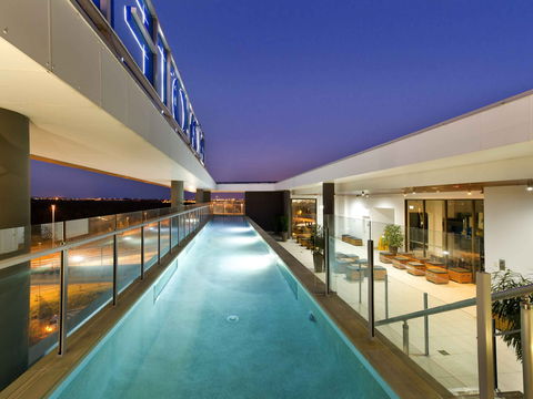 Novotel Brisbane Airport - E Caravan Parks 13
