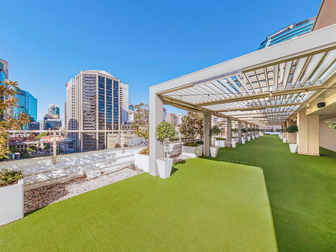 Sofitel Brisbane Central - E Caravan Parks 1