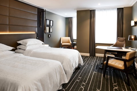 Sheraton Grand Sydney Hyde Park - E Caravan Parks 10