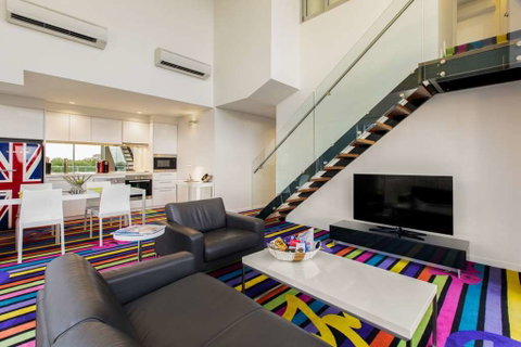 Adge Apartment Hotel - E Caravan Parks 11