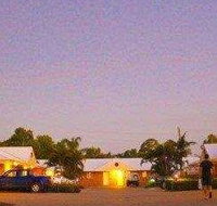 Emerald Maraboon Motor Inn - E Caravan Parks