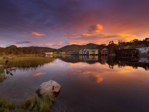 Novotel Lake Crackenback Resort & Spa - E Caravan Parks 2