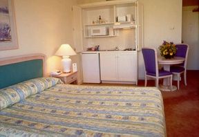 The Crescent On Bayswater - E Caravan Parks 0