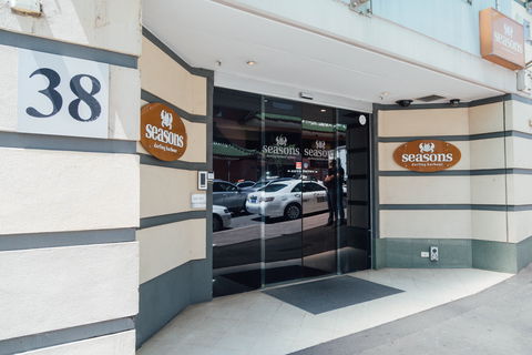 Seasons Darling Harbour - E Caravan Parks 1