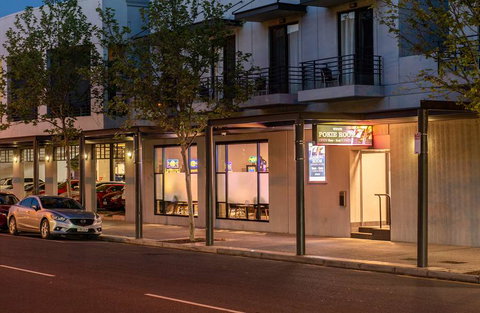 Mawson Lakes Hotel - E Caravan Parks 0