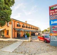 Nightcap Rose  Crown Hotel - E Caravan Parks