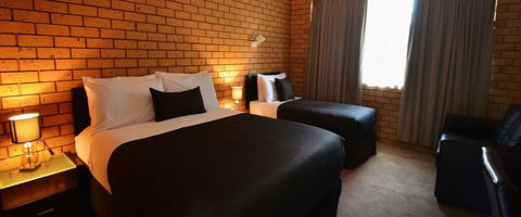 Avondel Motor Inn - E Caravan Parks 0