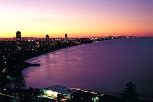 Gemini Court Holiday Apartments - E Caravan Parks 2