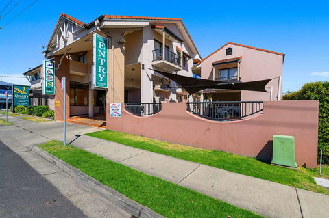 Quality Inn Grafton - E Caravan Parks 1