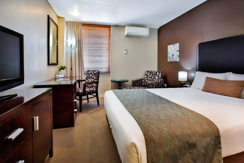 Madison Tower Mill Hotel - E Caravan Parks 5