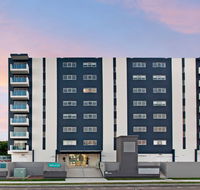 Allure Hotel and Apartments - E Caravan Parks