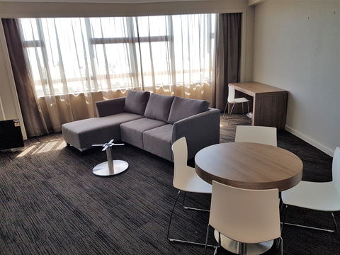 Hotel Grand Chancellor Townsville - E Caravan Parks 9