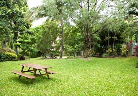 City Oasis Inn - E Caravan Parks 3