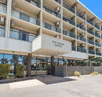 The Plaza Hotel Kalgoorlie - E Caravan Parks