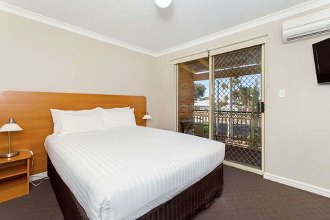 Quality Inn Railway - E Caravan Parks 10