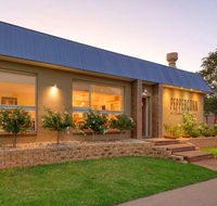 Quality Inn Swan Hill - E Caravan Parks