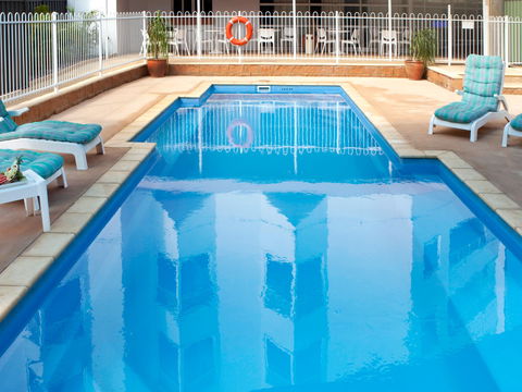 Novotel Darwin Atrium - E Caravan Parks 8