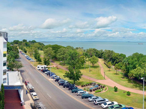 Novotel Darwin Atrium - E Caravan Parks 17