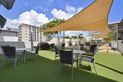 Metro Advance Apartments & Hotel - E Caravan Parks 15