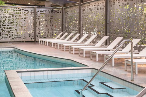 Vibe Hotel Darwin Waterfront - E Caravan Parks 11