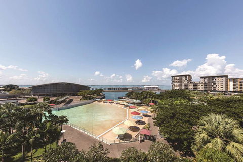 Vibe Hotel Darwin Waterfront - E Caravan Parks 17