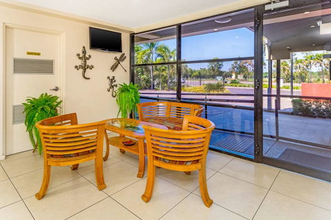 Quality Hotel Darwin Airport - E Caravan Parks 4