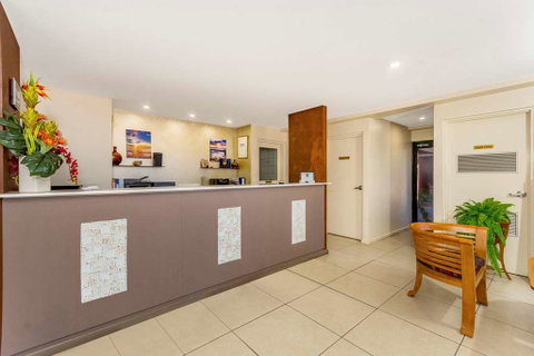 Quality Hotel Darwin Airport - E Caravan Parks 5