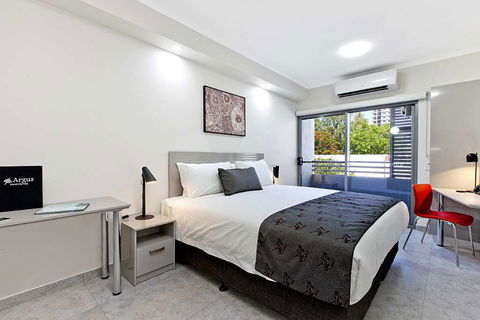 Argus Hotel Darwin - E Caravan Parks 2