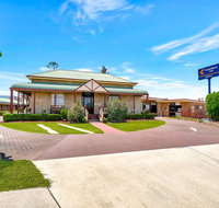 Comfort Inn Warwick - E Caravan Parks