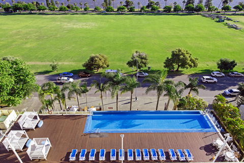 Crowne Plaza Perth - E Caravan Parks 2