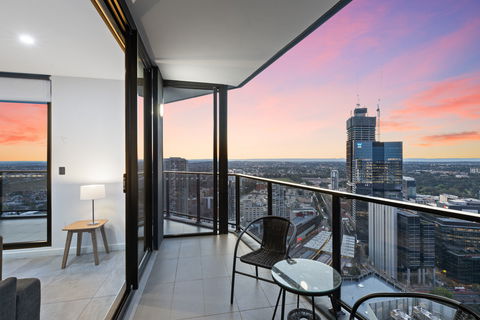 Astra Apartments Parramatta - Skyrise - E Caravan Parks 2