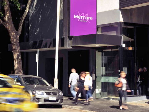 Mercure Melbourne Therry St - E Caravan Parks 1