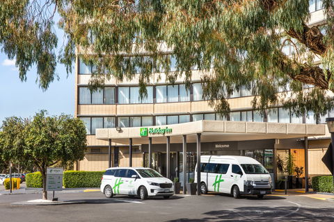 Holiday Inn Melbourne Airport - E Caravan Parks 2