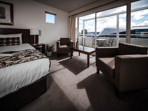 Salamanca Suites - E Caravan Parks 1
