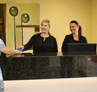 Best Western Plus Hovell Tree Inn - E Caravan Parks