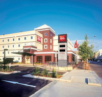 Ibis Newcastle - E Caravan Parks