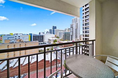 All Suites Perth - E Caravan Parks 2