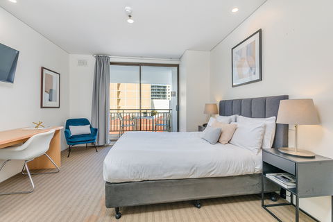 All Suites Perth - E Caravan Parks 7