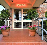 Grand Country Lodge - E Caravan Parks