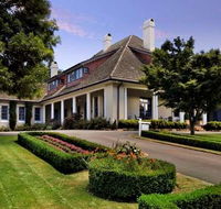 Peppers Manor House - E Caravan Parks