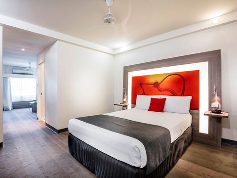 Novotel Darwin Atrium - E Caravan Parks 4