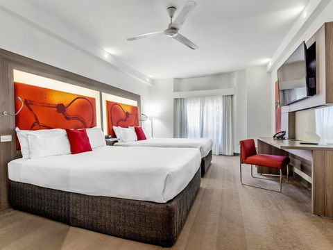 Novotel Darwin Atrium - E Caravan Parks 7