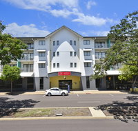 Metro Advance Apartments  Hotel - E Caravan Parks