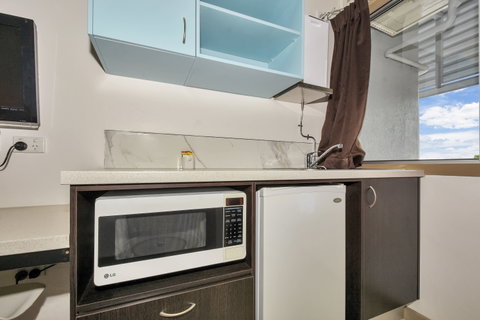 Vitina Studio Motel - E Caravan Parks 10