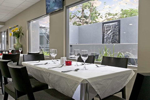 Argus Hotel Darwin - E Caravan Parks 12